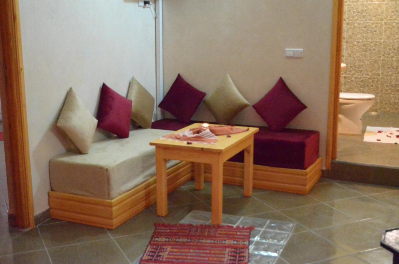 Riad Εσαουίρα Εξωτερικό φωτογραφία